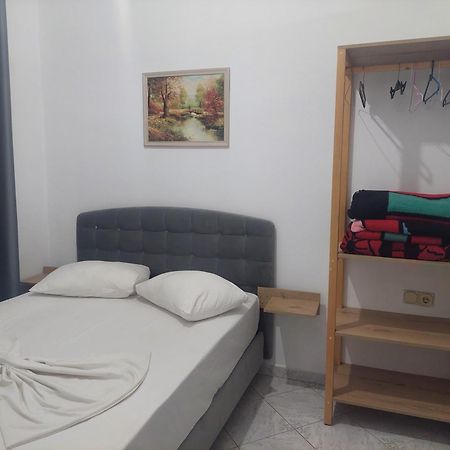 Casa Mia Economy Condos Саранда Экстерьер фото