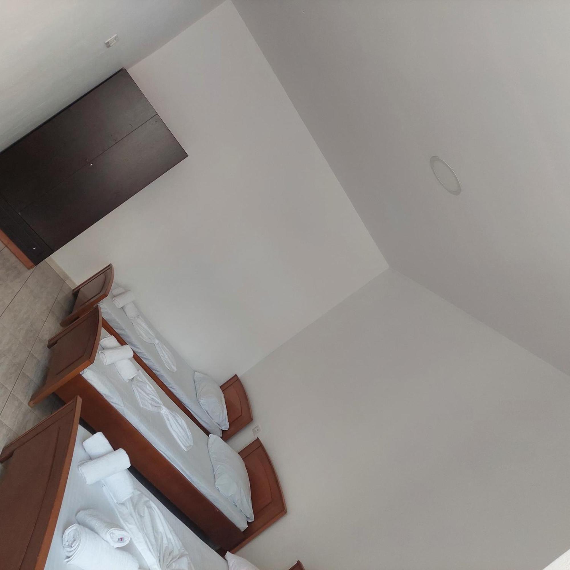 Casa Mia Economy Condos Саранда Экстерьер фото
