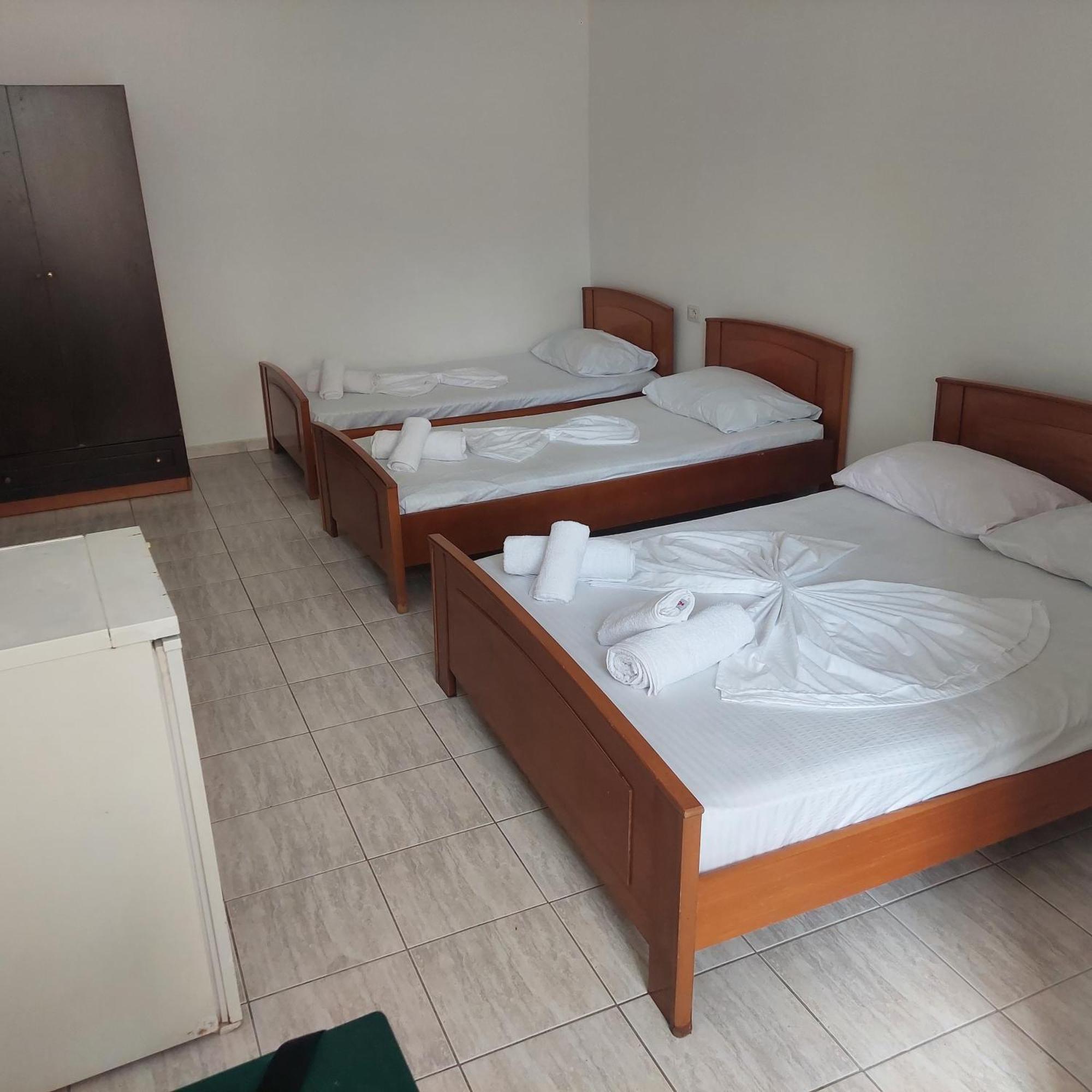 Casa Mia Economy Condos Саранда Экстерьер фото