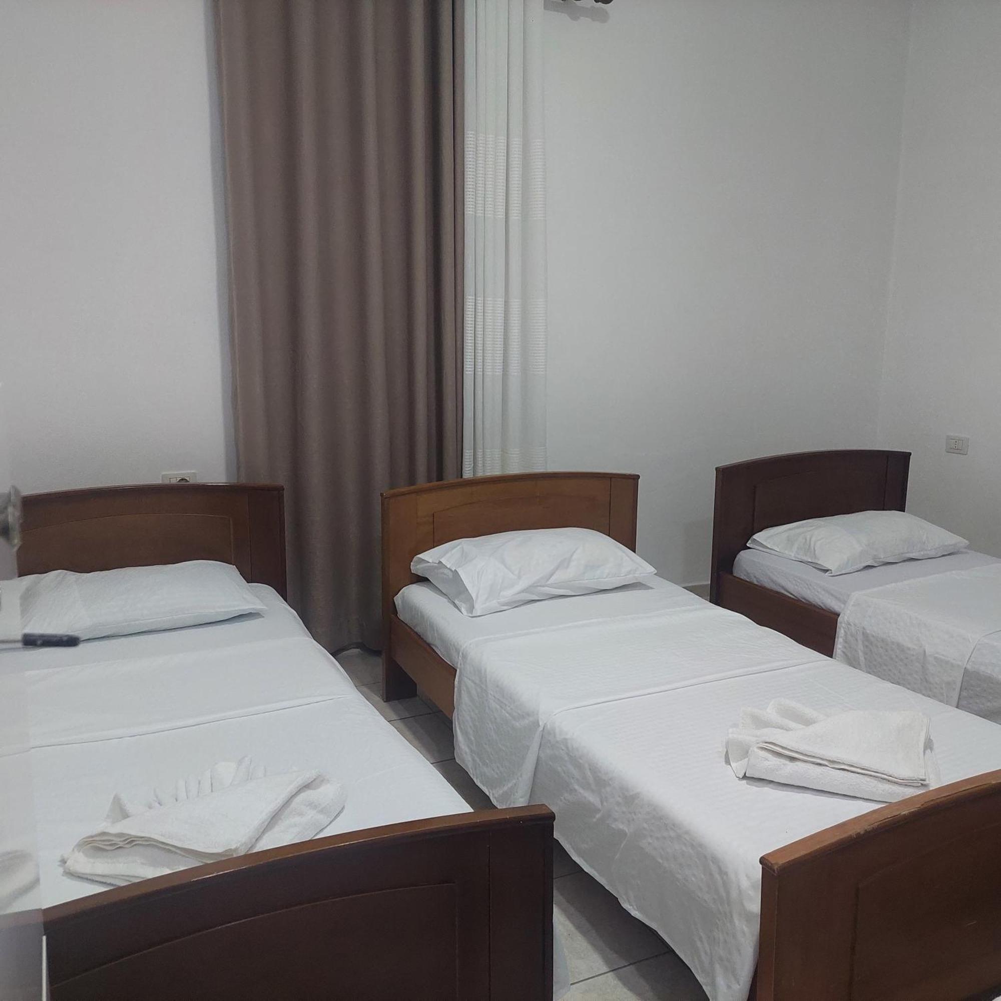 Casa Mia Economy Condos Саранда Экстерьер фото